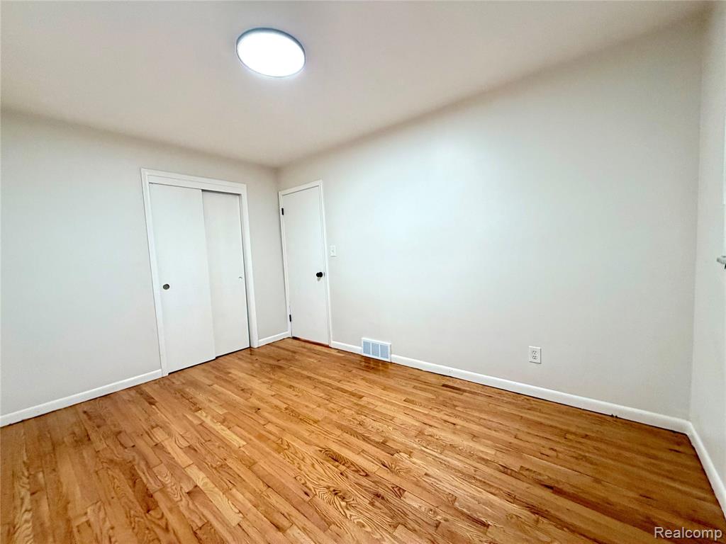 13540 E State Fair Street, Detroit, MI 48205 — Photo 30