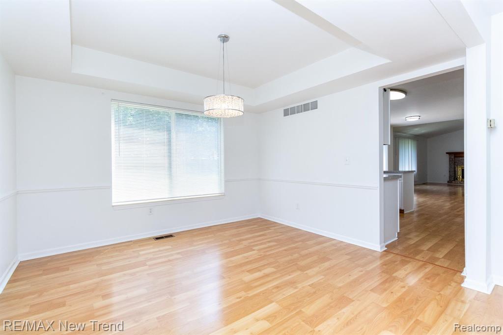 25935 Junction, Novi, MI — Photo 8