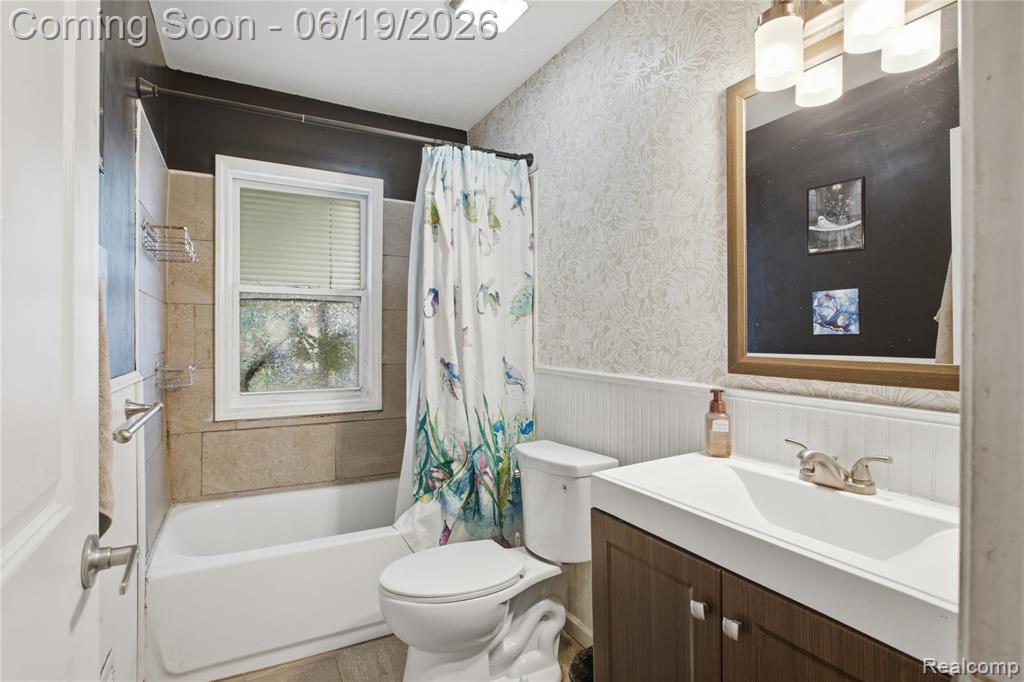 529 Champaign Road, Lincoln Park, MI 48146 — Photo 8