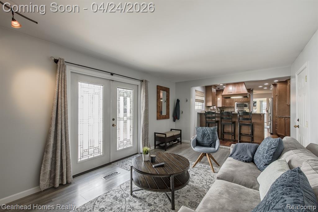 4040 Rollins Avenue, Waterford, MI 48329 — Photo 40