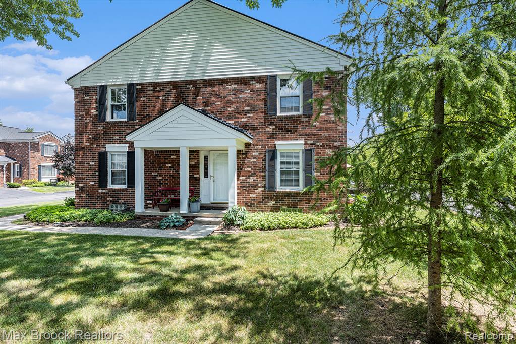 1564 Georgetown Place, Bloomfield Hills, MI 48304 — Photo 2