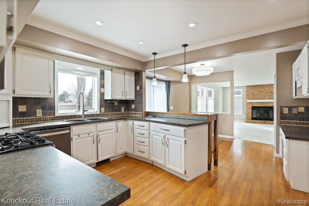 640 Timberwood Lane, Saginaw, MI 48609 — Photo 24