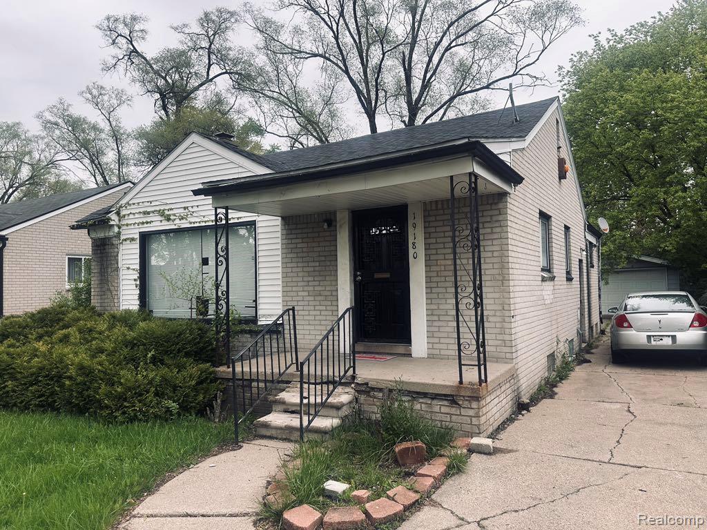 19180 Riverview Street, Detroit, MI 48219 — Photo 2