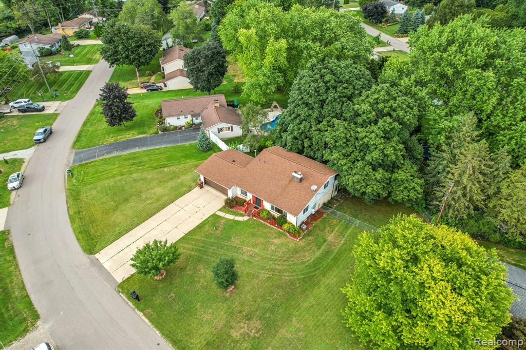 40 Endicott Drive, Howell, MI 48843 — Photo 7