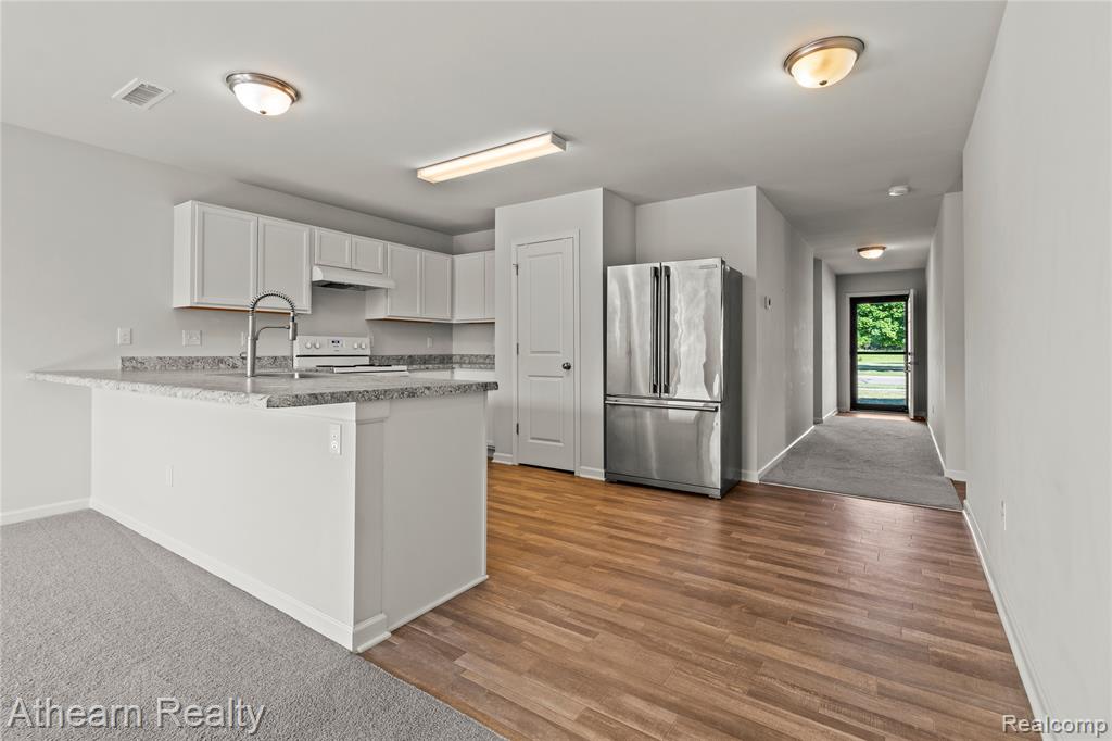 595 Rockway Drive, Linden, MI 48451 — Photo 8
