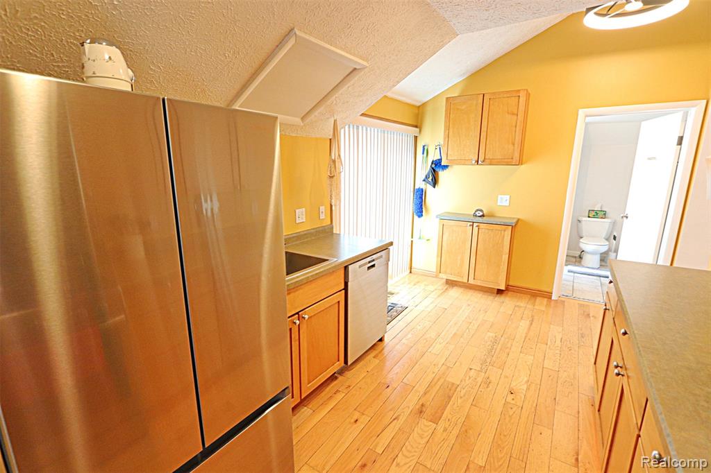 412 E Shore Drive, Whitmore Lake, MI 48189 — Photo 25