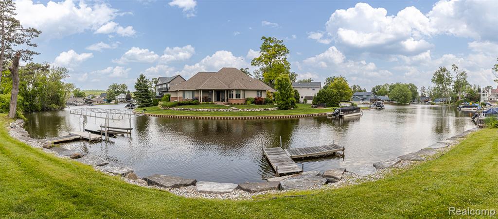 9634 Bonnie Briar Street, White Lake, MI — Photo 59