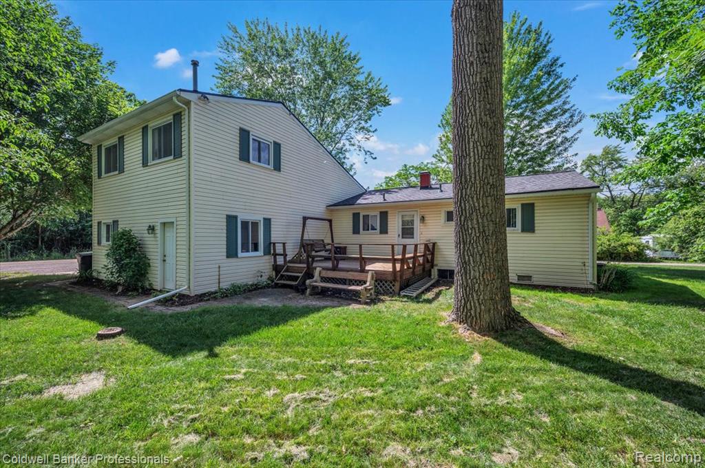 470 Oak Grove Drive, Lake Orion, MI 48362 — Photo 36