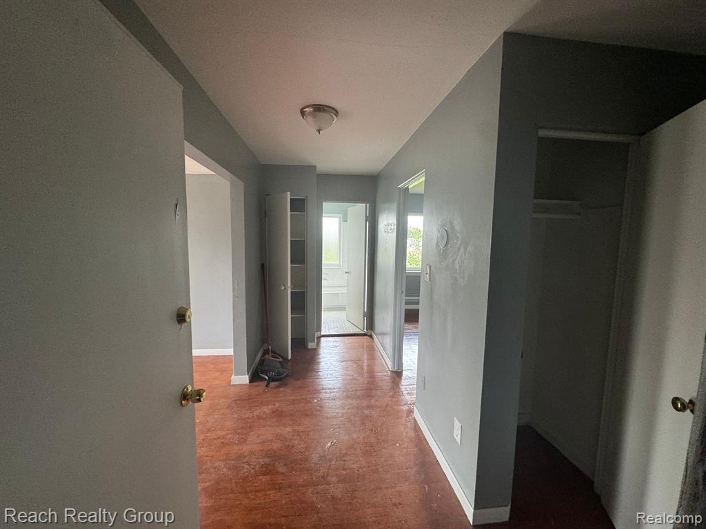 5061 Lakewood, Detroit, MI 48213 — Photo 13