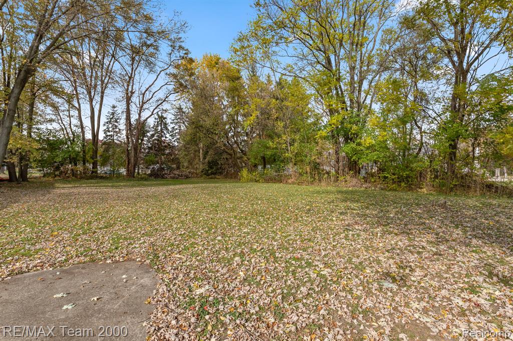 47461 VANKER Avenue, Shelby Twp, MI 48317 — Photo 6