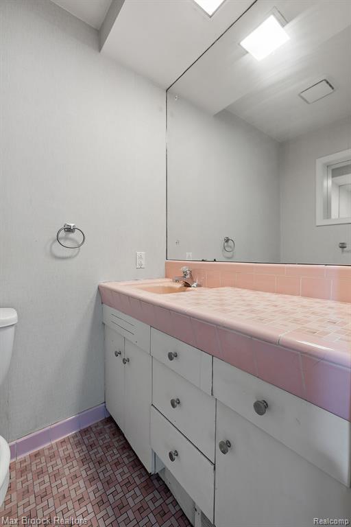 966 WOODLEA Street, Birmingham, MI 48009 — Photo 10