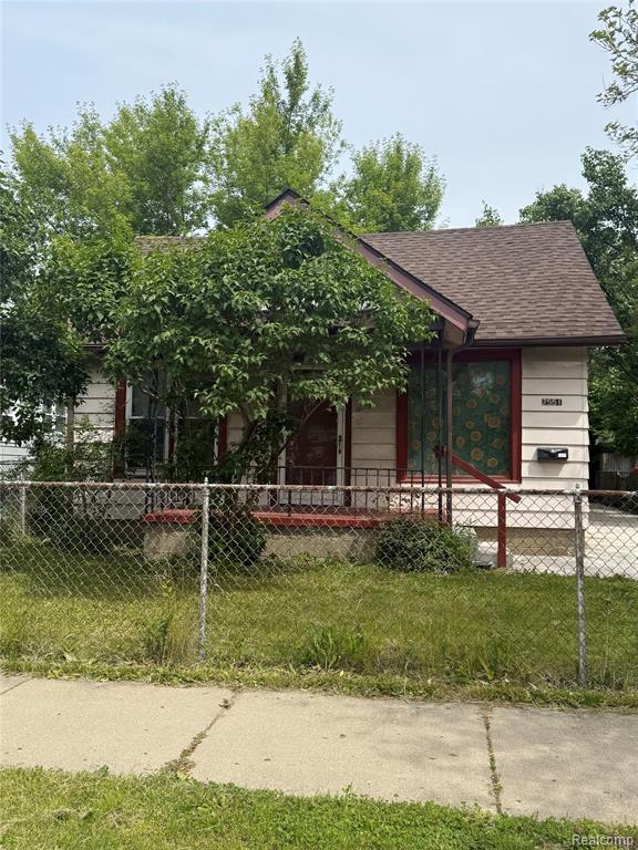 7551 Toepfer Road, Warren, MI 48091 — front exterior
