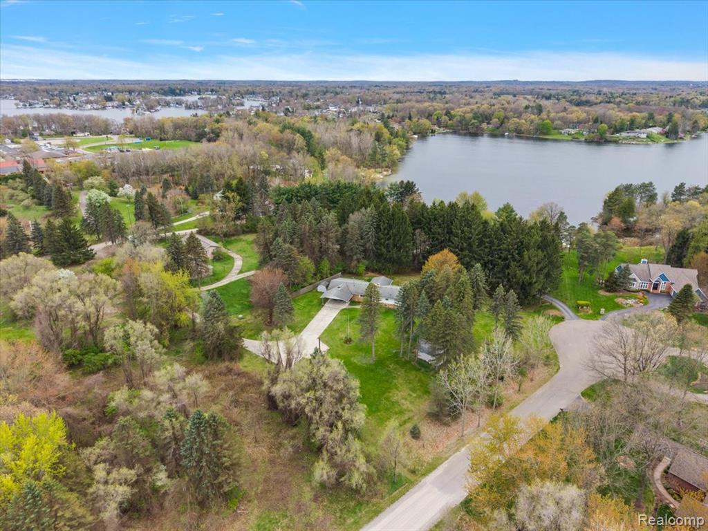 865 N Lapeer Road, Lake Orion, MI 48362 — Photo 34