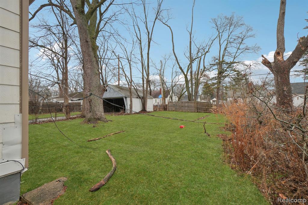 9072 Burt Road, Detroit, MI 48228 — Photo 6