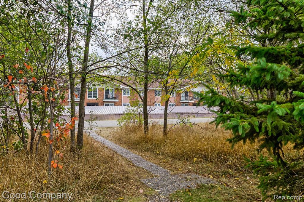 54683 Four Seasons Drive, Shelby Twp, MI 48316 — Photo 61