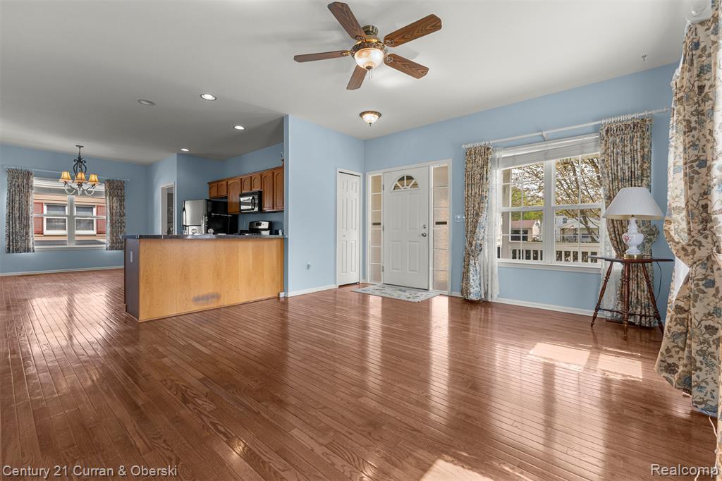 60 S Biggs Street, Belleville, MI 48111 — Photo 3