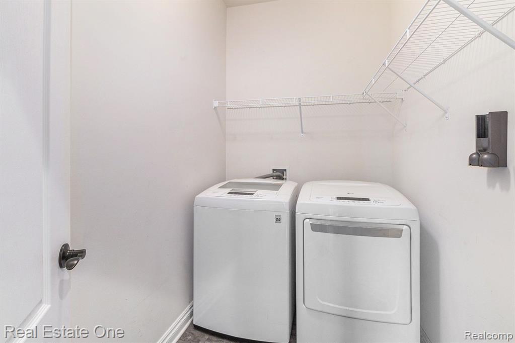 4768 W PRESERVE, West Bloomfield, MI 48323 — Photo 20