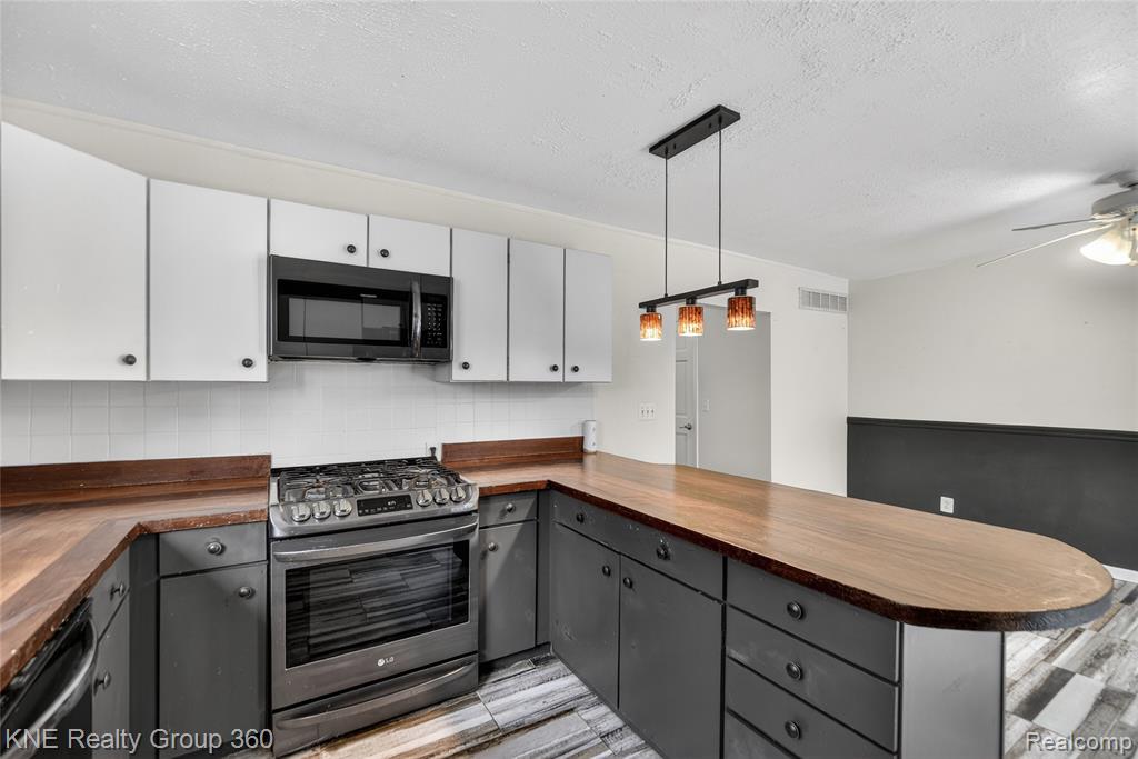 5357 Military Avenue, Brighton, MI 48116 — Photo 20