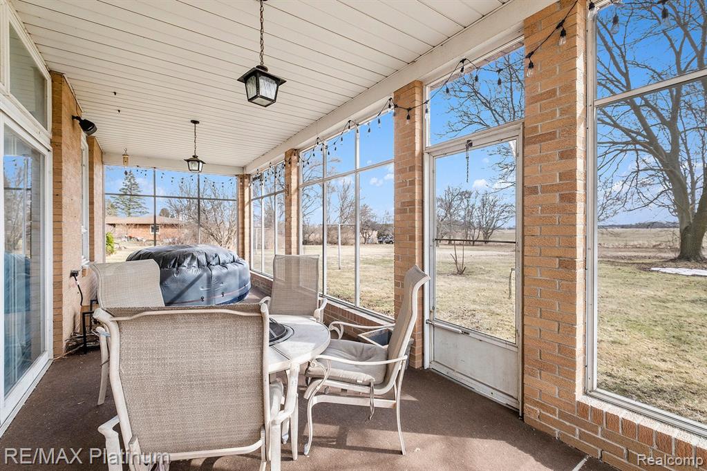 17801 CORUNNA Road, Chesaning, MI 48616 — Photo 21