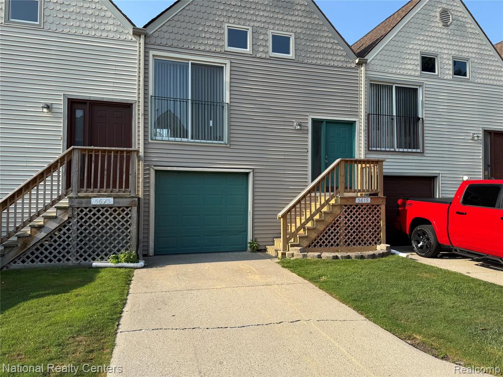 5619 Fox Hill Drive, Sterling Heights, MI 48310 — front exterior