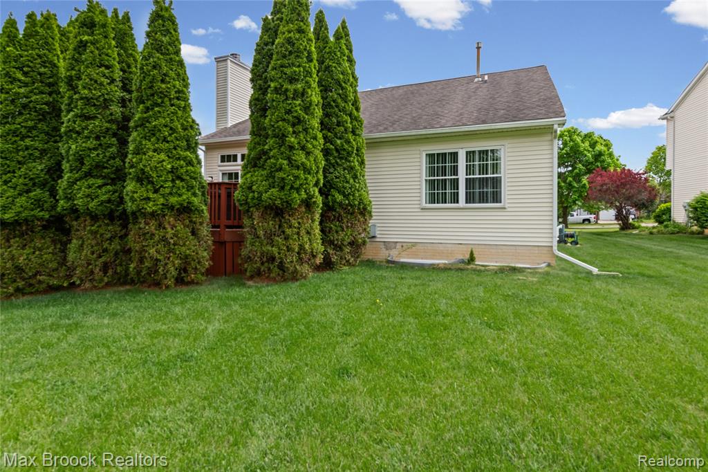7512 Lake Street, Dexter, MI 48130 — Photo 27
