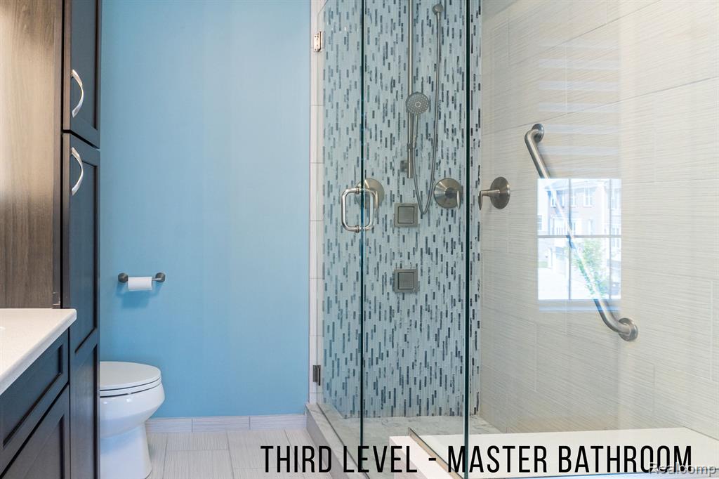 2836 RIDINGTON Road, Ann Arbor, MI 48105 — Photo 57