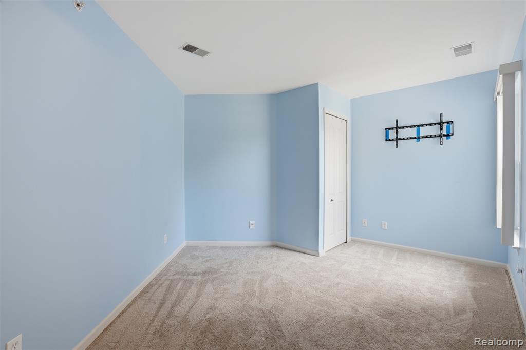 320 N Wixom Road, 30, Wixom, MI 48393 — Photo 22