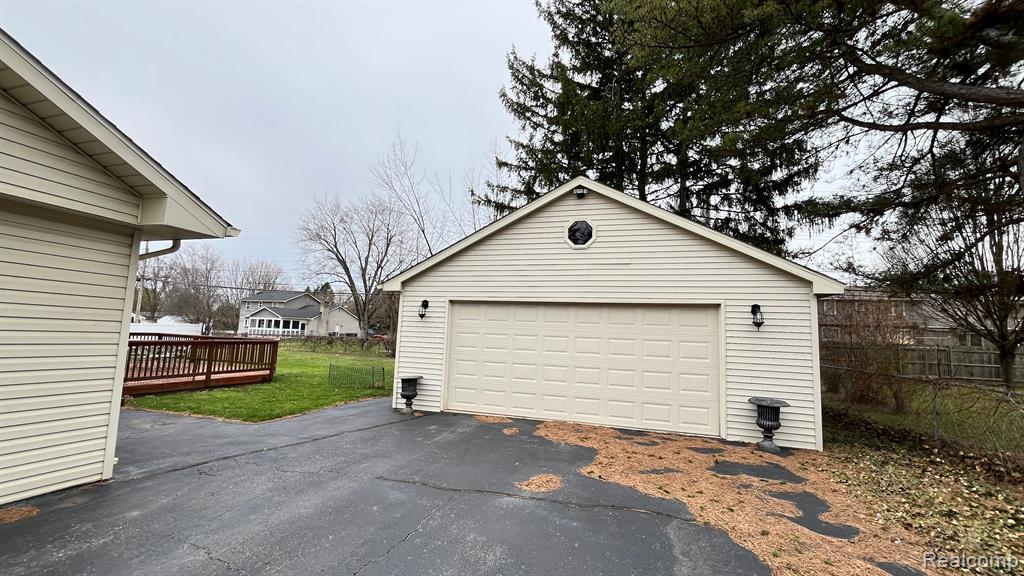 5341 WRIGHT Drive, Troy, MI 48098 — Photo 26