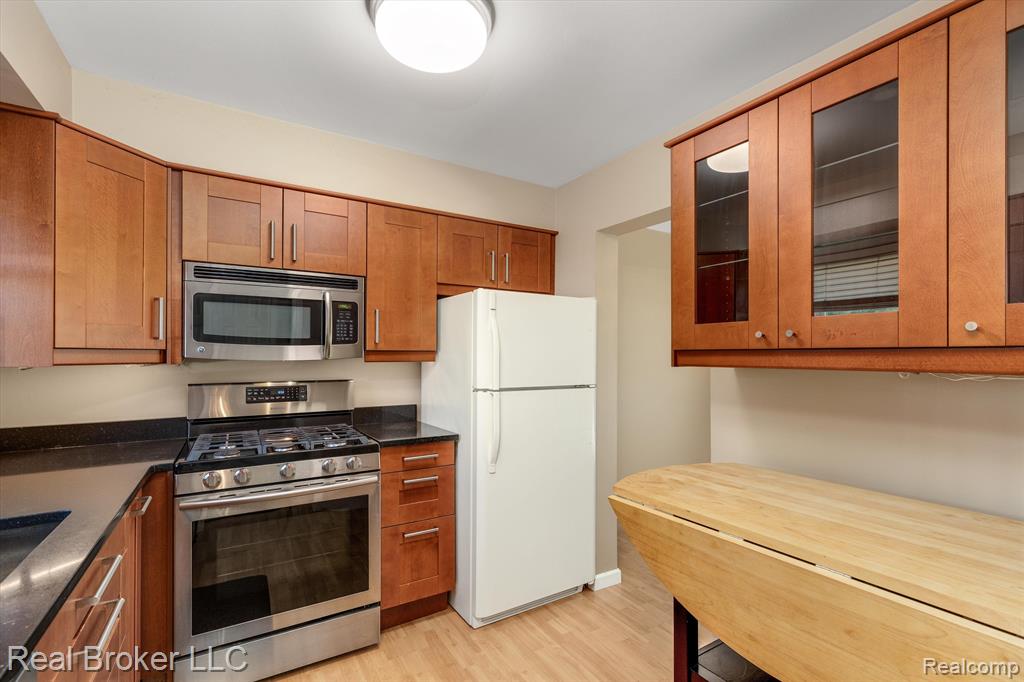 1448 BRENTWOOD Drive, Troy, MI 48098 — Photo 12