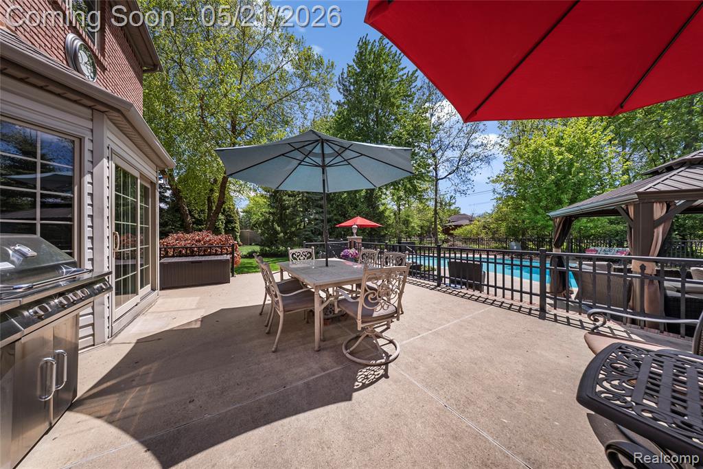 8425 Grays Drive, Grosse Ile, MI 48138 — Photo 45