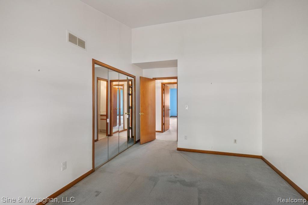 43389 RIVERBEND Boulevard, Clinton Twp, MI 48038 — Photo 21