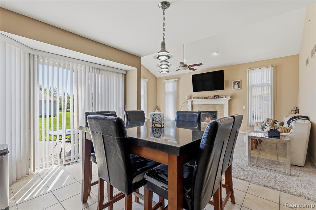 50426 Chief Drive, Macomb, MI 48044 — Photo 12