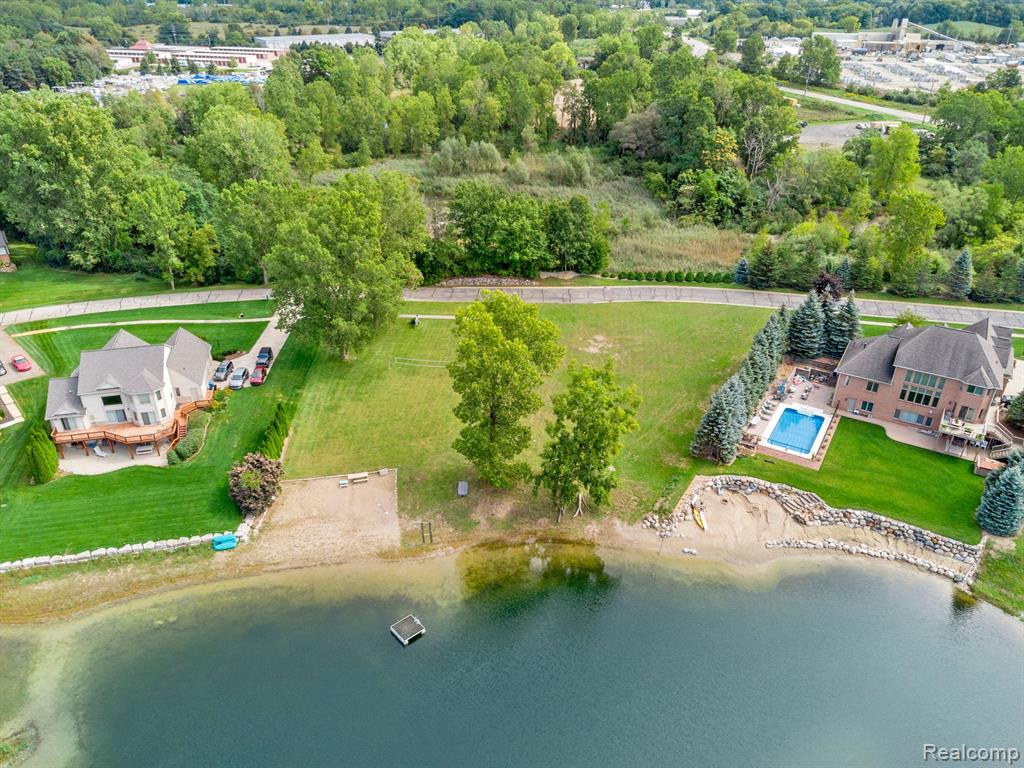 4544 COASTAL Parkway, White Lake, MI — Photo 16