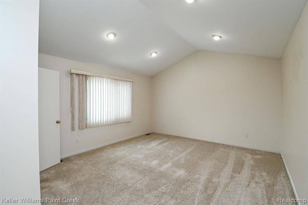 42571 Wimbleton Way, Novi, MI — Photo 30
