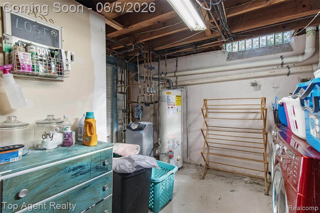 32341 Woody, Fraser, MI 48026 — Photo 37
