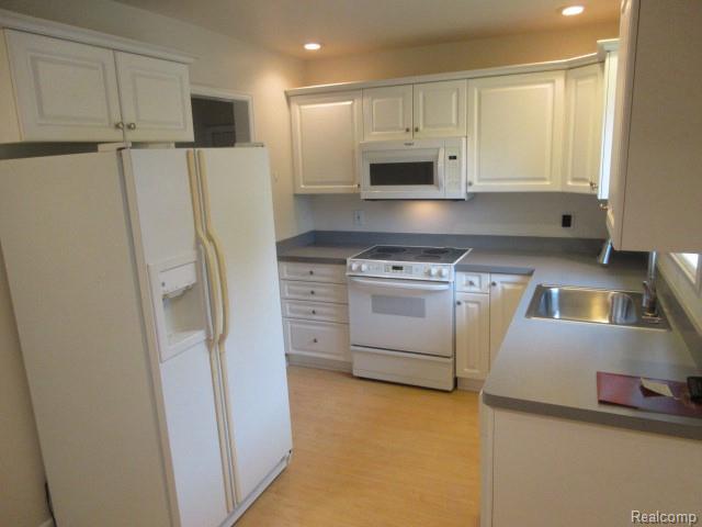 1236 Jenifer Avenue, Madison Heights, MI 48071 — Photo 9