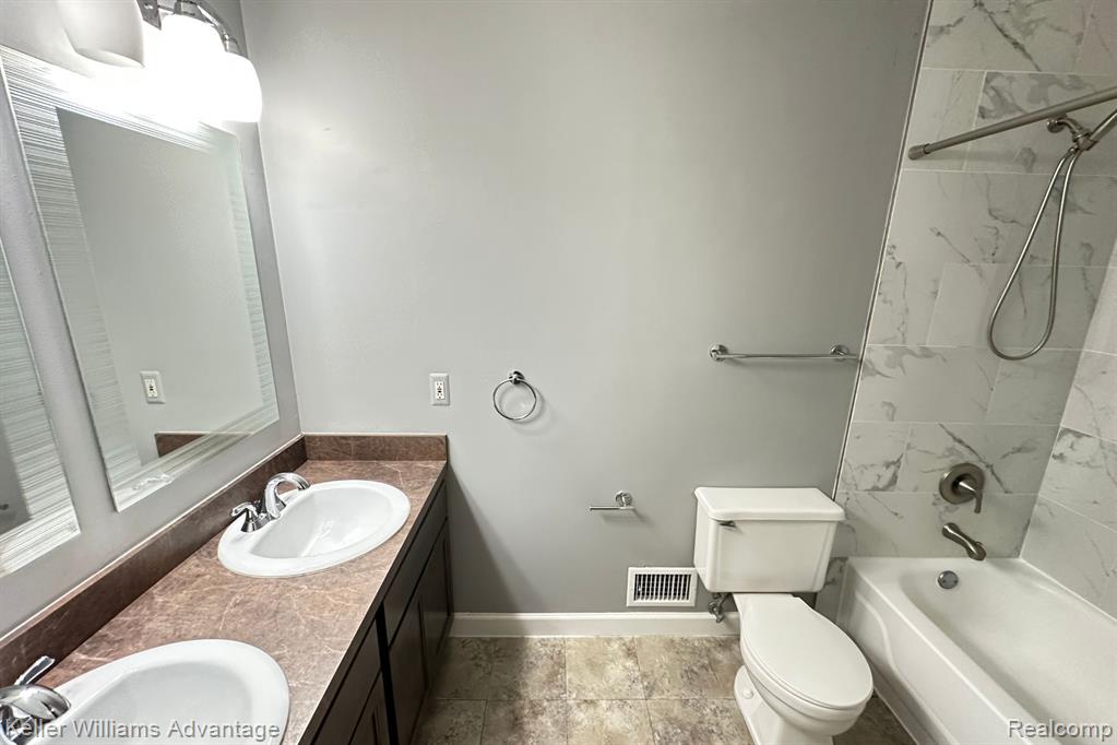 24502 Simmons Drive, Novi, MI — Photo 17