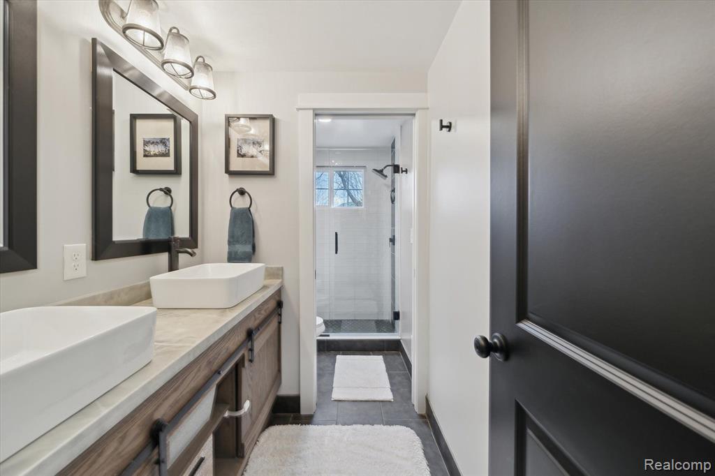 627 Golf Avenue, Royal Oak, MI 48073 — Photo 22