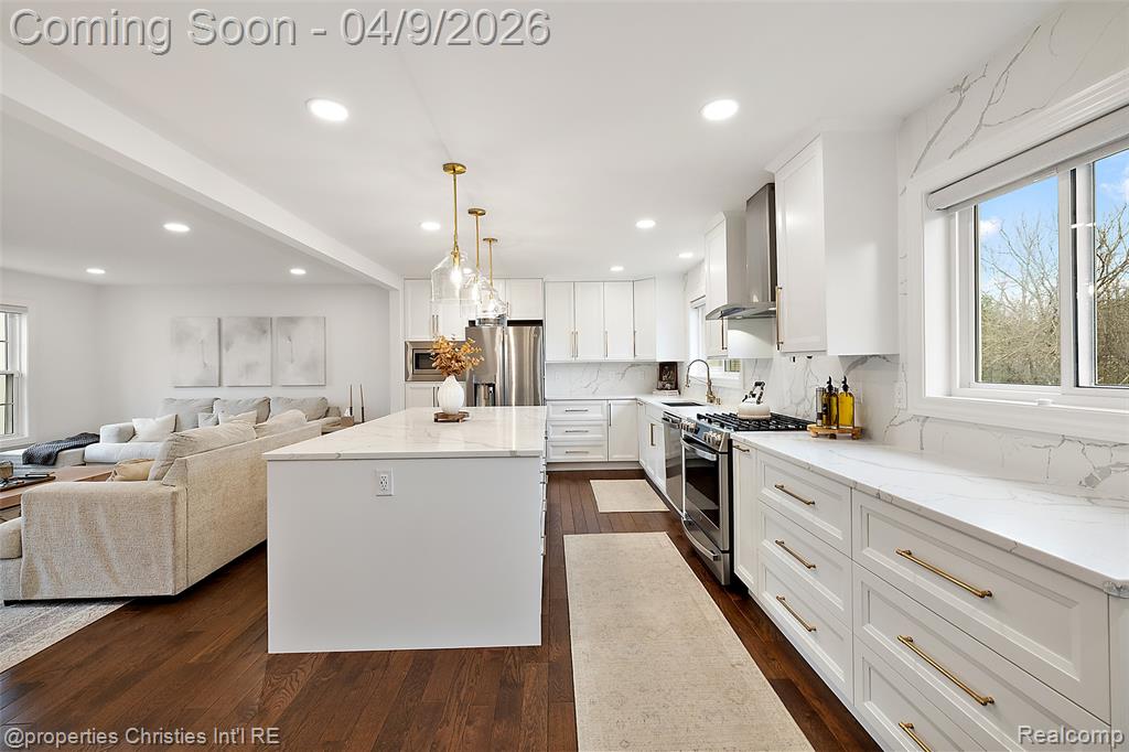 6273 Ledgeway Drive, West Bloomfield, MI — Photo 9
