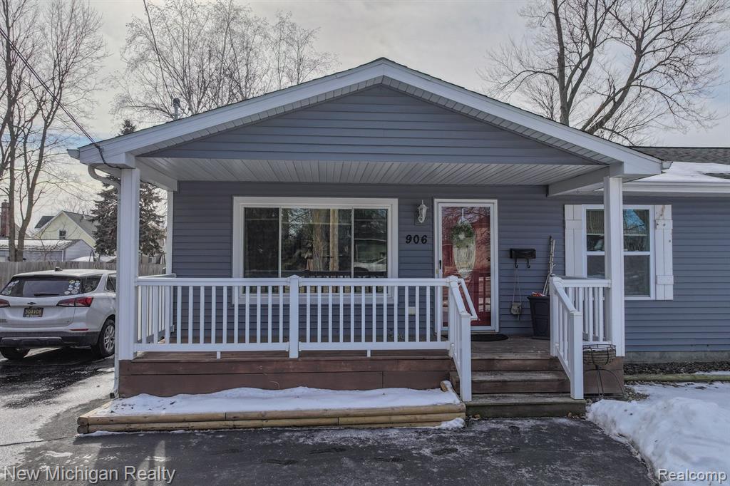 906 MAIN Street, Fenton, MI 48430 — Photo 7