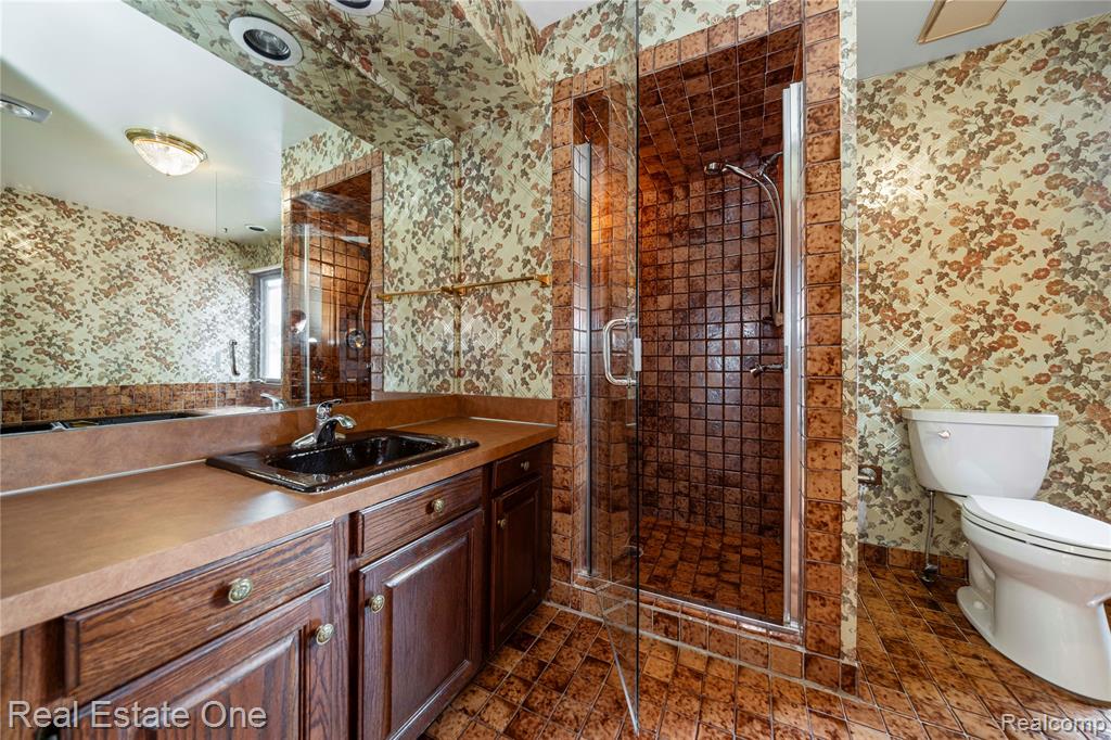 4279 Pine Lane, West Bloomfield, MI 48323 — Photo 17