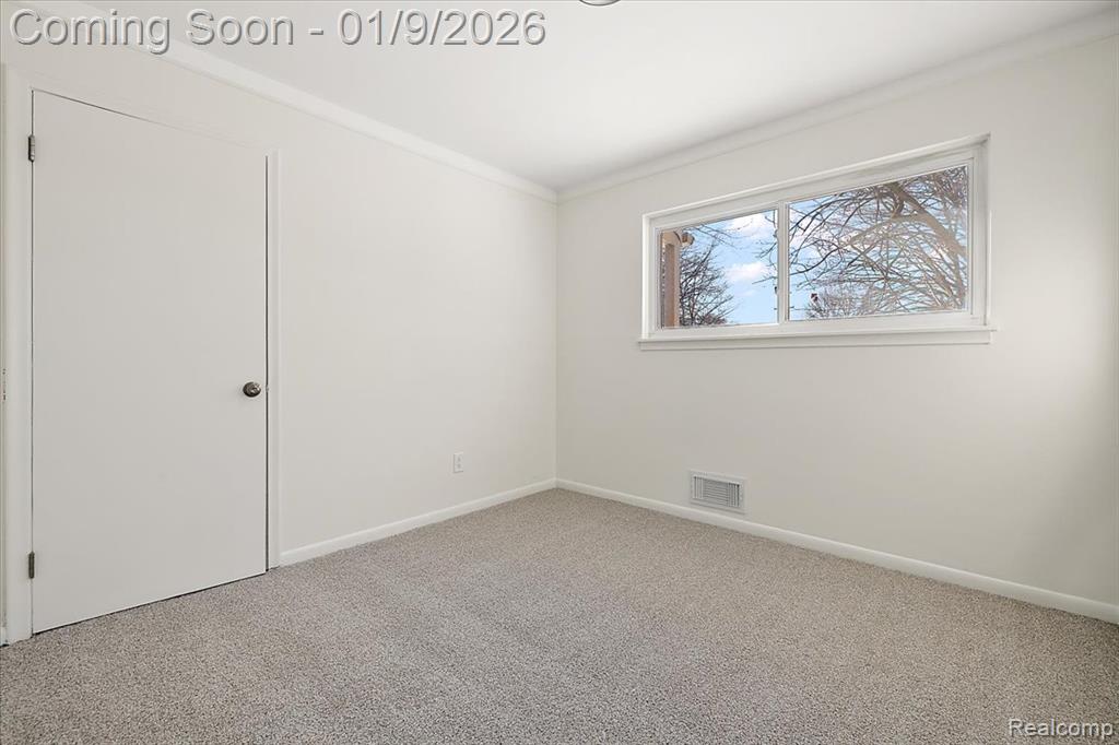 9848 Milburn Street, Livonia, MI 48150 — Photo 20