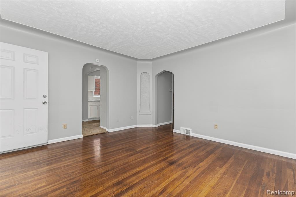 11817 Riad Street, Detroit, MI 48224 — Photo 6
