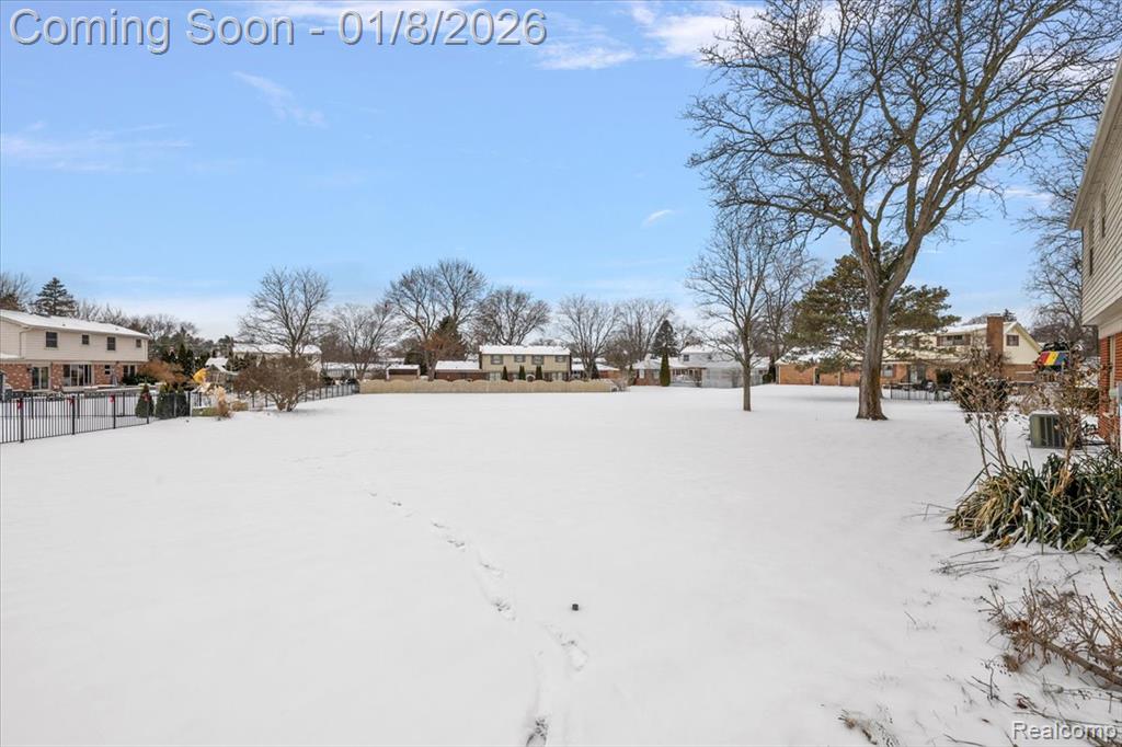 52330 Scotch Pine Court, Shelby Twp, MI 48316 — Photo 7
