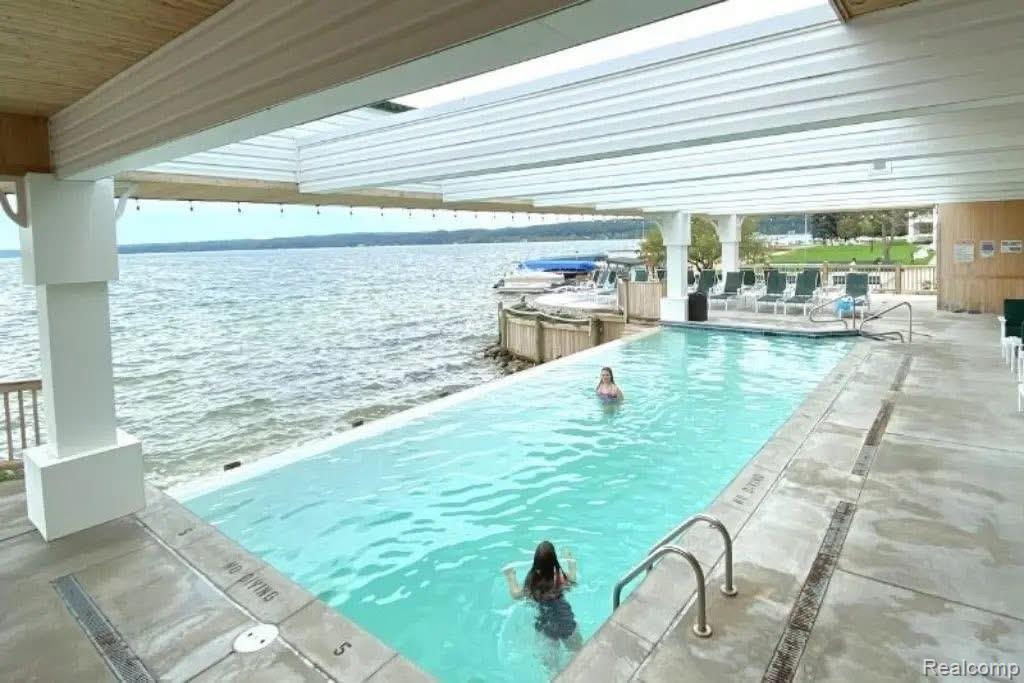 8520 Portage Point Drive, Onekama, MI 49675 — Photo 2