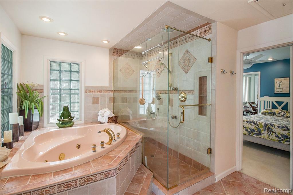 8428 Woodland Shore Drive, Brighton, MI 48114 — Photo 28