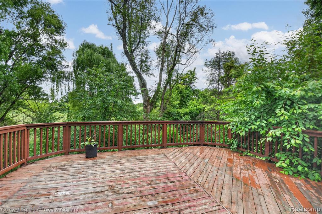 6656 Snowshoe Lane, Brighton, MI 48116 — Photo 44