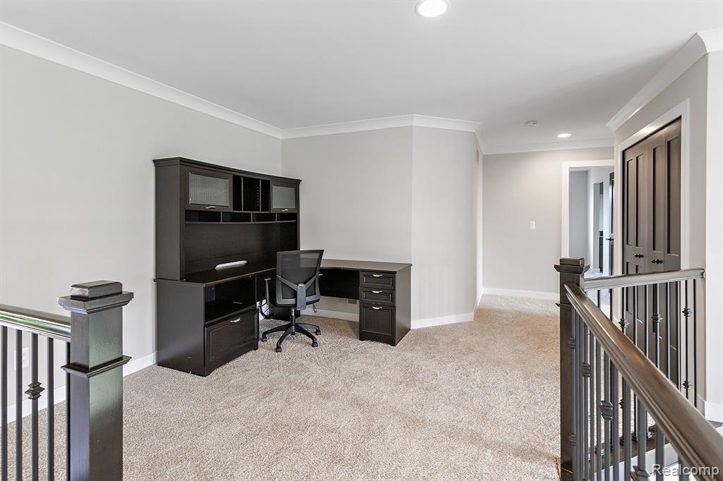 45190 TWIN RIVER Drive, Macomb, MI 48044 — Photo 38