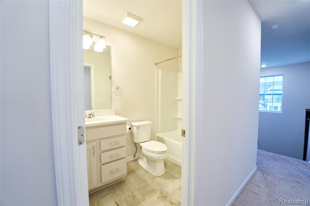 49701 Lantern Way, Canton, MI 48188 — Photo 18