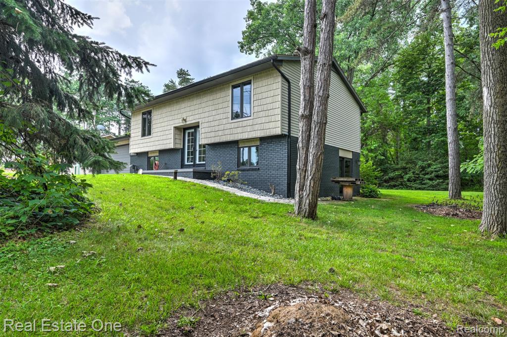 3956 S Sashabaw Road, Clarkston, MI 48348 — Photo 19